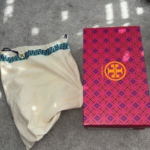 Tory Burch, shoebox and bag